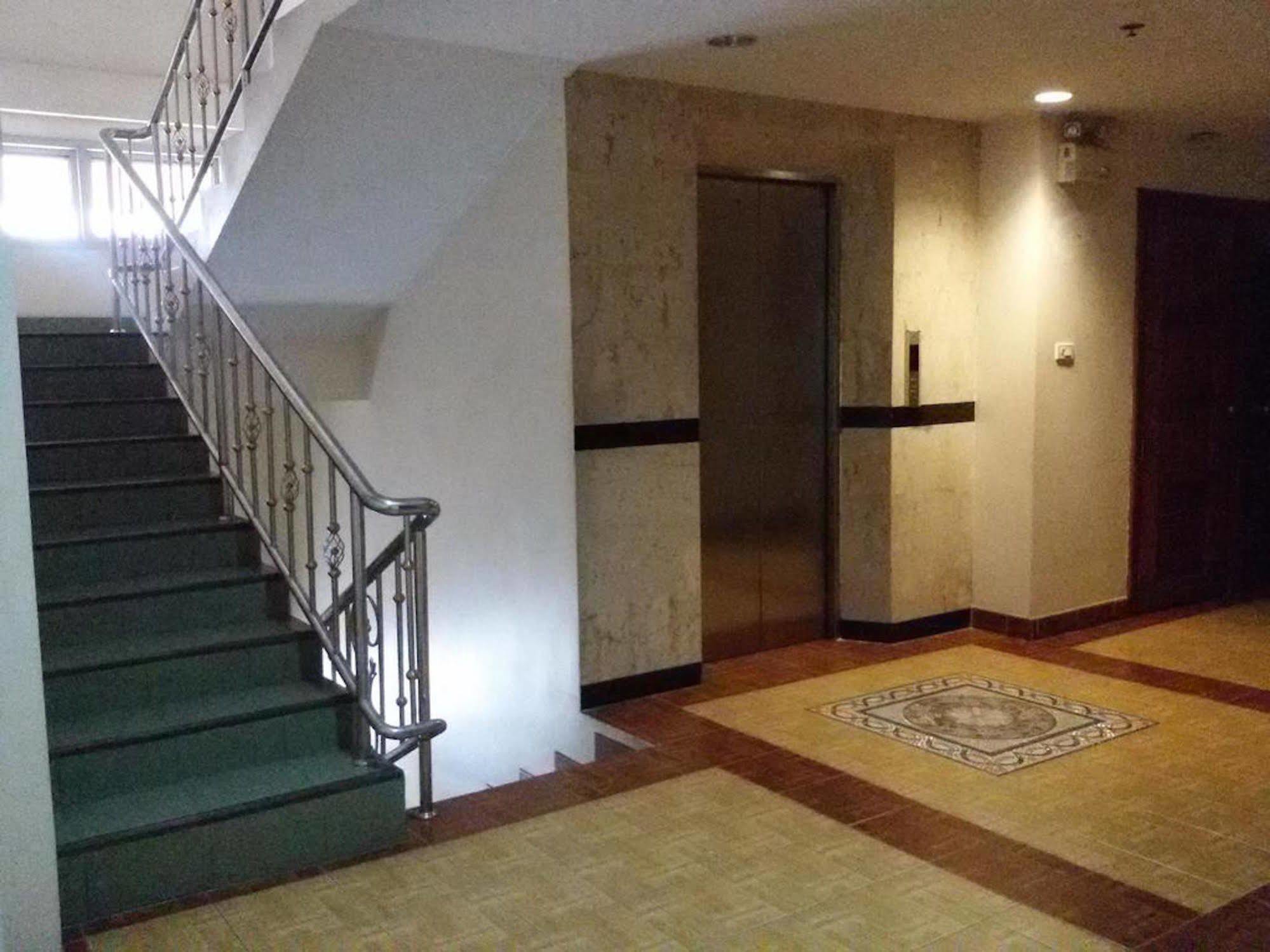パッタヤー ラタキット マンションアパートホテル エクステリア 写真